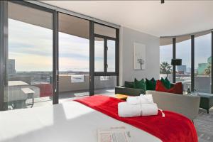 Urban Artisan Luxury Suites by Totalstay