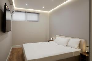 Central & Comfy apartment 2mins walking from metro