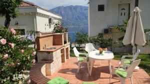 Holiday house in the Kotor Bay
