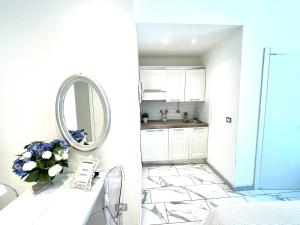 lora blu appartamentomonolocale 23 persone