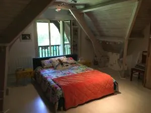 Chambre avec balcon et salle de bains privée - Thorigné-sur-Dué
