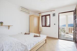 Crystal Sky Apartments