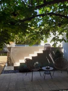 Maisons d'hotes SOUS LE TILLEUL a RUOMS : photos des chambres