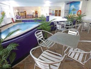 The Long Barn for Families Walker Pets & Workers