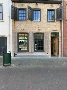 Toplocatie in centrum Sluis - Слейс