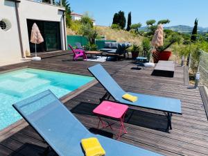 Villas Havre de paix, vue pano, terrasse, piscine, nature. : photos des chambres