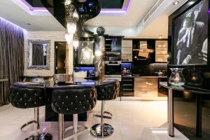 #2004 Cartwright - Glimmer Shimmer