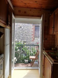 Maisons de vacances Entre Mer et Montagne Maison de village AVEC VUE SUR LE CANIGOU a 5 minutes a pied du Lac, situee dans le joli village de Vinca, Village aux 3 lacs, SOLEIL et Campagne : photos des chambres