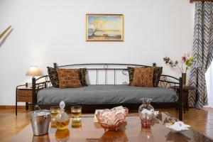 Cycladic sea view Mansion near the Castle