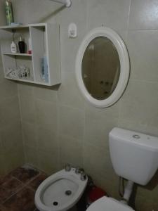 Hostel San Juan 653 Dpto 3