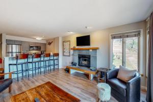 Okemo Mountain Lodge B203