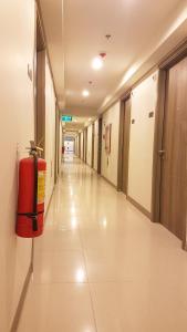 StayInMyCondo - 30th Condo in Pasay with Pool near Airport MOA,CCP & PICC In Pasay