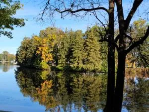 Cozy Quonset Hut On Maple Lake - 卡拉马祖