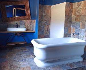 Sous Les Pins gîtes et chambres dhôtes