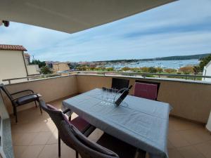 Emma Demarin Apartmani