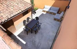 URIBE-ENEA Casa sola con amplio patio en Elciego con visita a bodega, siempre sujeta a disponibilidad - Lapuebla de Labarca