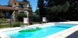 Appartement neuf clim terrasse & piscine - Sainte Anastasie - Aubarne