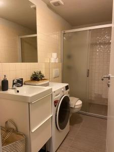 Lagoon-view apartment in Preila