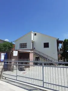 Apartmani Mate Vrban - Karlobag