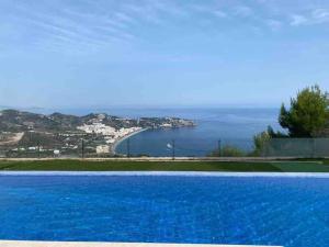Luxury villa with 360 Panoramic Views Heated Pool Spa