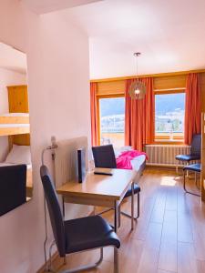 Two-Bedroom Apartment room in Sylpaulerhof
