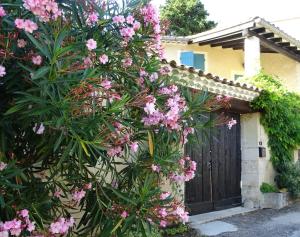 Maisons de vacances les gres logis de charme jean loup : photos des chambres