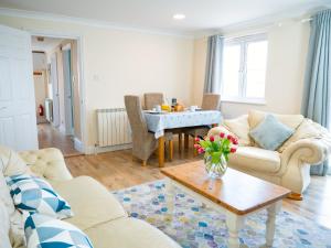 Two-Bedroom Superior Cottage room in Ellingham Self-Catering Cottages