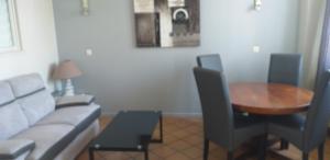 Sur le quai de port fréjus