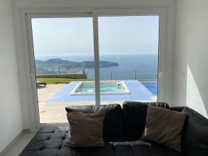 Luxury villa with 360 Panoramic Views Heated Pool Spa