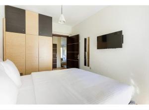 Double A Luxury Apartment