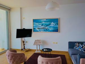 Beachfront Luxe Apartment Sarande