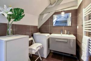 La Mansarde : Cosy et Charme au Centre Historique