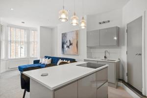 Vikings Duplex Apartment Next To York Minster With Parking