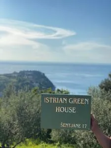 Istrian green house - 斯楚雅