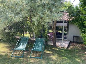 Maisons de vacances Gite de charme Jas de Berrias Ardeche du Sud Piscine : photos des chambres