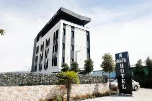 Mark Hotel Tirana - Bërxull