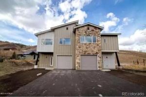 3BD3BA- Updated Cozy Ski Retreat with Garage at the Base of Granby Ranch