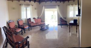 ‘MORIAH’ Private Room with Double Bed and shared bathroom