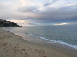 Seaside 1-BR Apartment with Pool Access