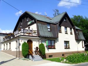 RESTAURACE A PENZION MÁJA