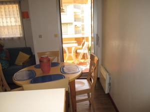 Promenade des Bains Apartment