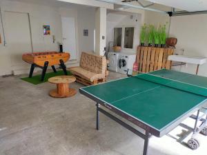 Maisons de vacances La Bigote-IDEAL GROUPE-6 CHAMBRES-BILLARD-TERRASSE : photos des chambres