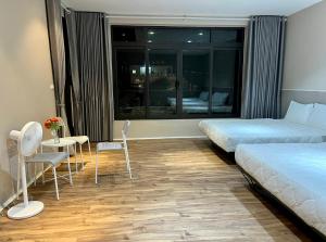 PHOENIX MINH CHÂU HOTEL