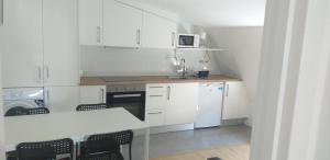 APARTAMENTOS DON MANUEL B