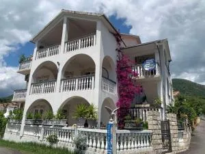 Apartmani Tamara - Mrčevac