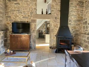 Maisons de vacances Mas de charme Jas de Berrias piscine proche Les Vans Ruoms Gorges Ardeche : photos des chambres