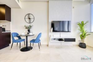 Best Value Modern 1BR with Pool & Stunning Views by Deluxe Holiday Homes