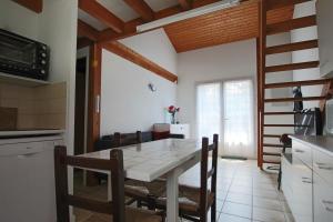 Maisons de vacances Elma Stay Location Le Brochard : photos des chambres