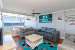 14 Warnerdoone Beachfront Apartment