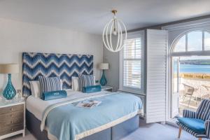 Deluxe Double Room with Estuary View room in Padstow Harbour Hotel